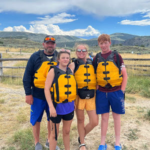 Meet your Posher, Casey